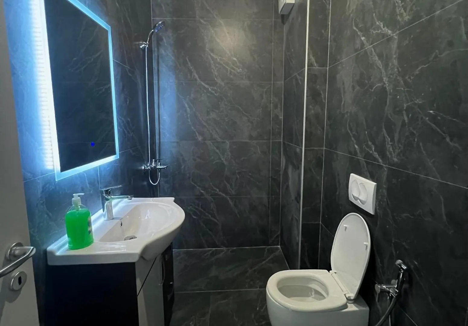 Apartment Edb Apartaments Tirana