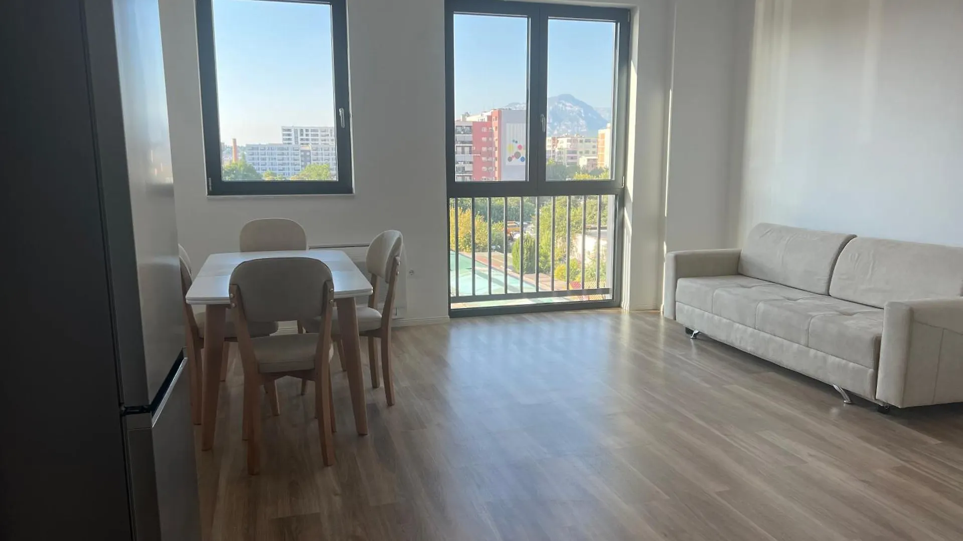 Edb Apartaments Tirana Apartment